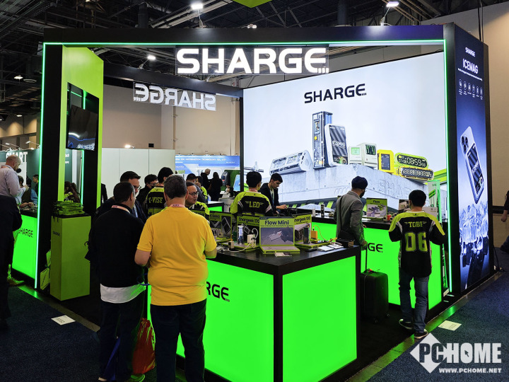 CES2024：炫酷小巧全都有闪极充电配件走向全球