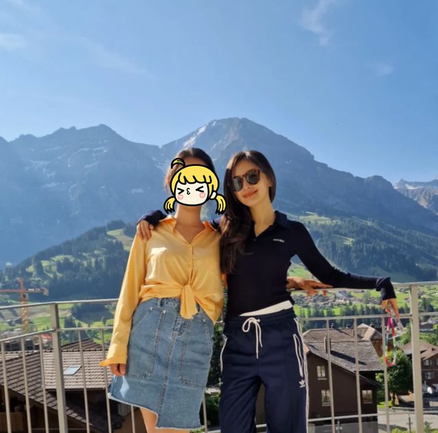 王子文母子瑞士度假儿子都11岁她还像少女豆芽自信大方重情义(图2)