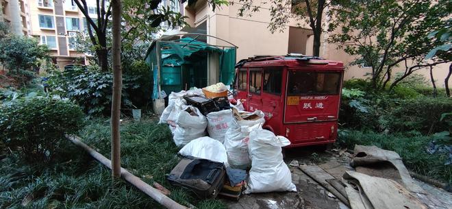 小区住宅回访：有的整改到位有的仍需努力(图4)