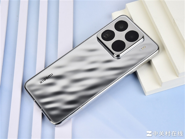 小米15Pro上手：2024年旗舰手机的标准答案