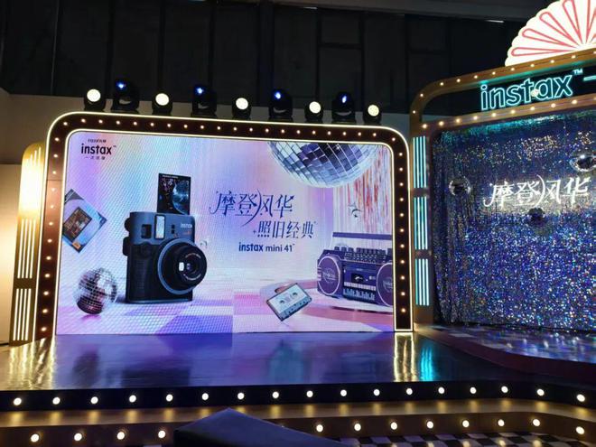 复古时尚突围与永远不够的相纸：写在富士instaxmini41发布之后(图7)