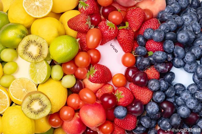 当vivoS30系列撞上三丽鸥这波联名礼盒直接戳中我的心巴(图4)