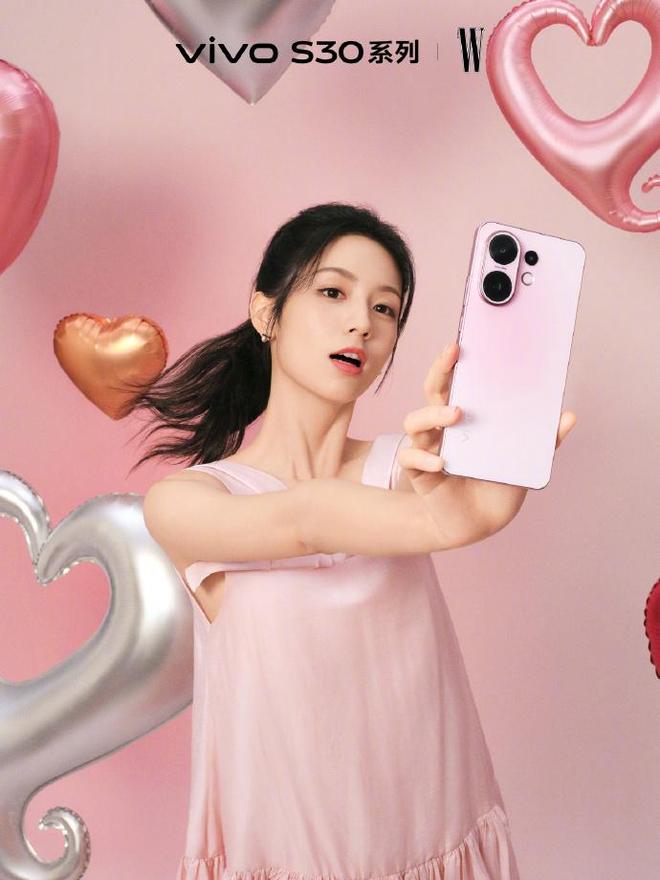 当vivoS30系列撞上三丽鸥这波联名礼盒直接戳中我的心巴(图2)