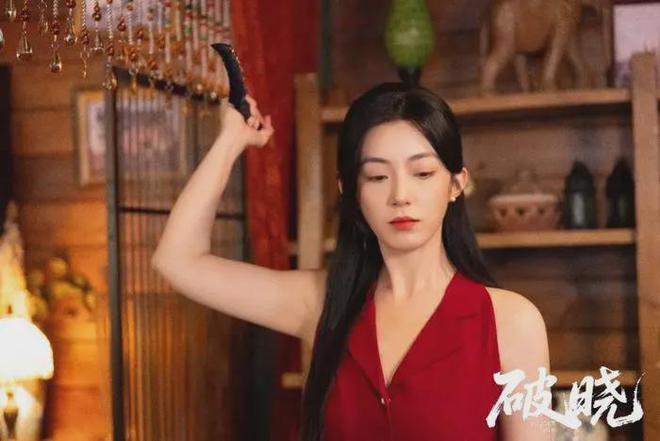 以悬疑为刃短剧《破晓》劈开女性叙事新格局(图5)