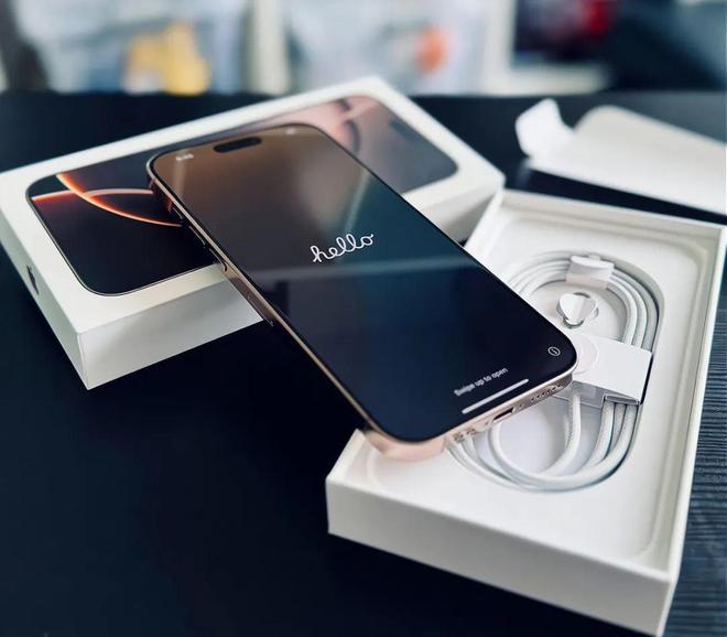 外媒盘点2024年5款最佳手机：iPhone16ProMax第2！(图3)